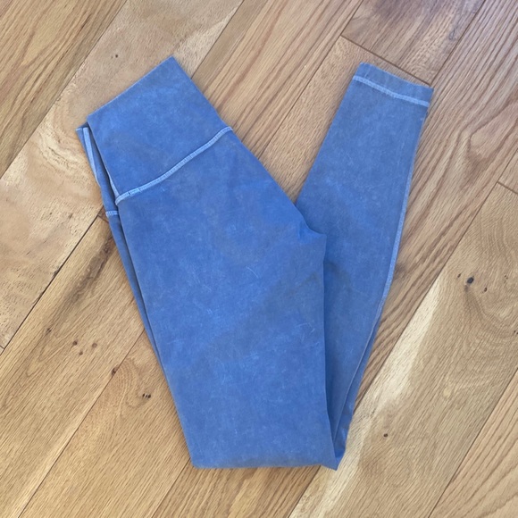 Lululemon excellent condition - Picture 1 of 3